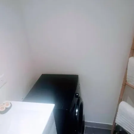 Lägenhet 4 Couchages Climatise Direct Wifi Parking *